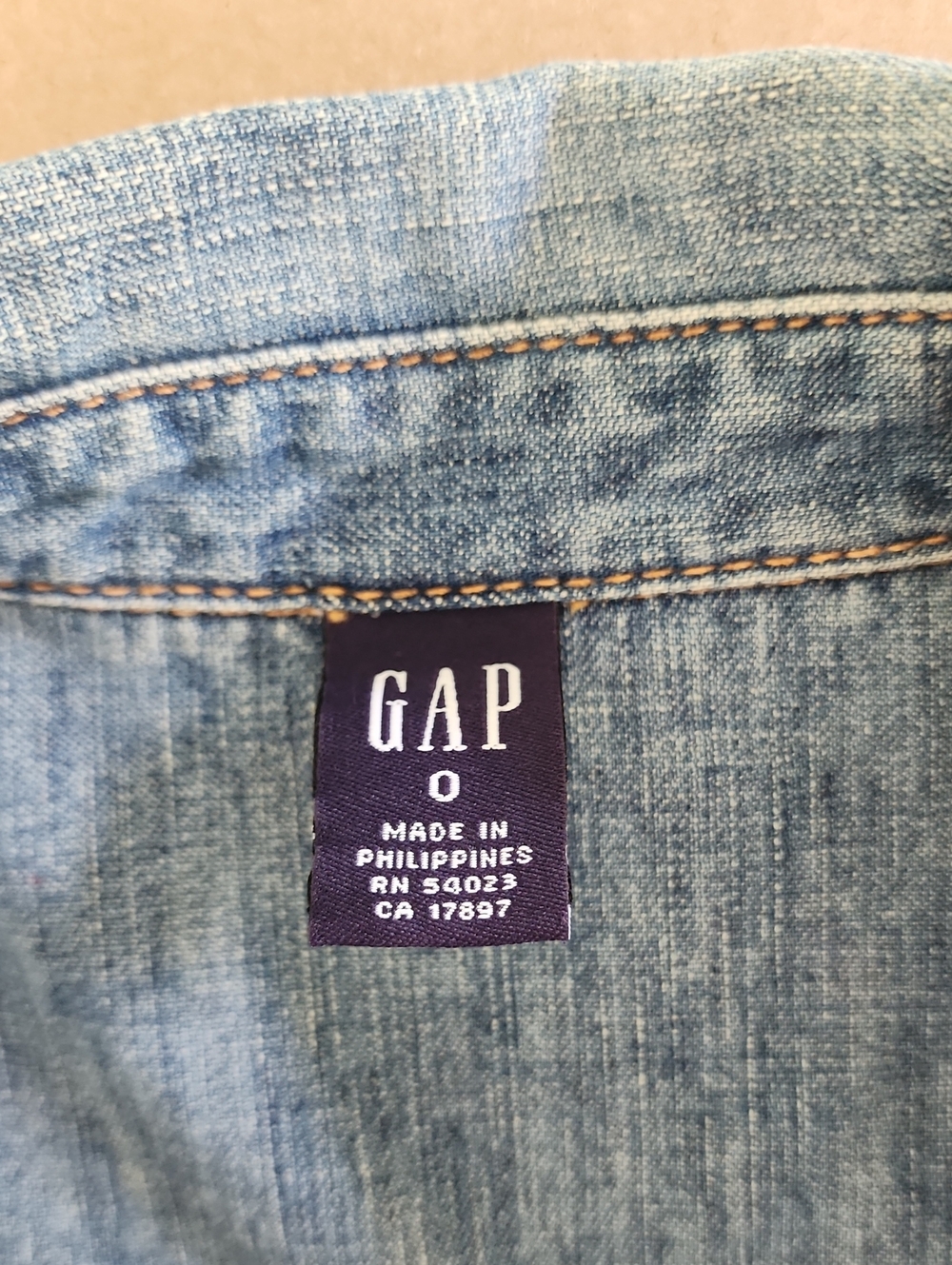 Vintage GAP Y2K Early 2000s Light Wash Medium Wash Denim Snap Front Shirt Dress - Picture 10 of 13